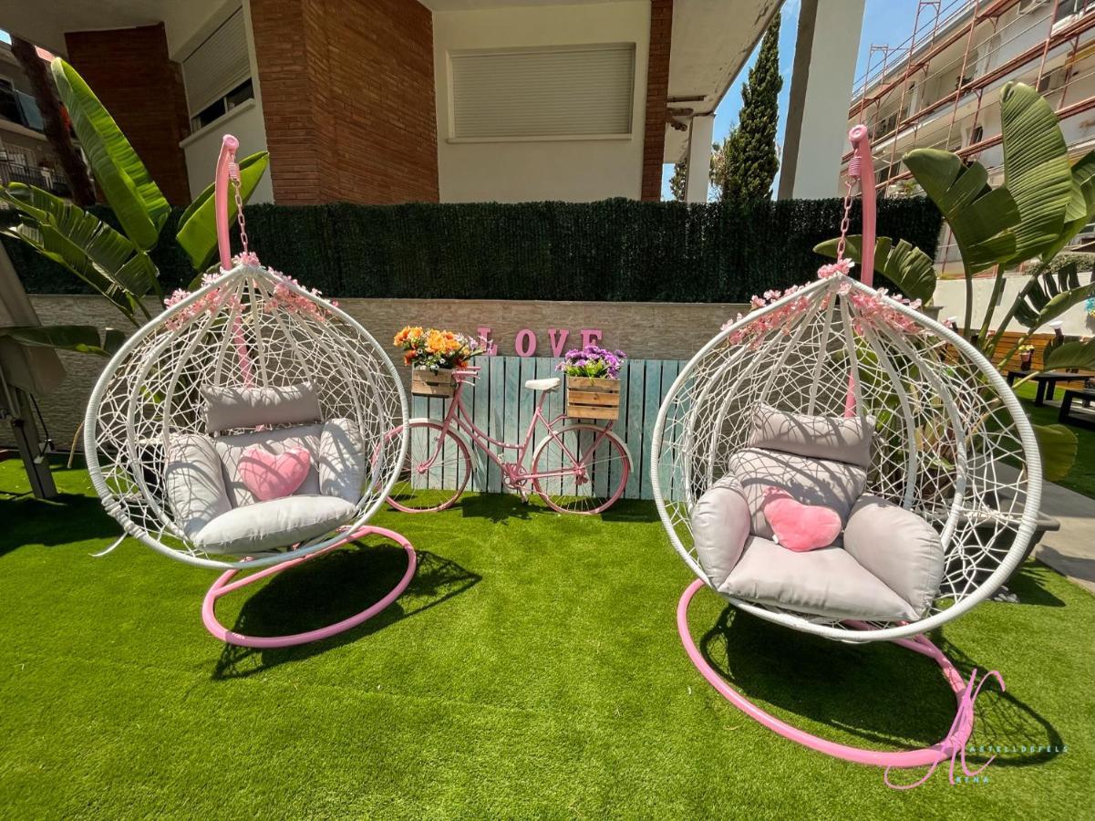 Arena Castelldefels (Adults Only) Aparthotel Εξωτερικό φωτογραφία